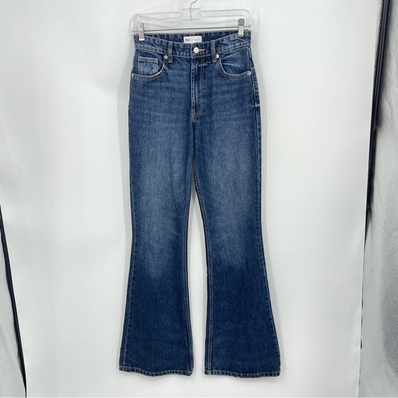 Zara High Waisted Flare Jeans Full Length Dark Blue Wash Size 2 4365 210 401 - Picture 1 of 10
